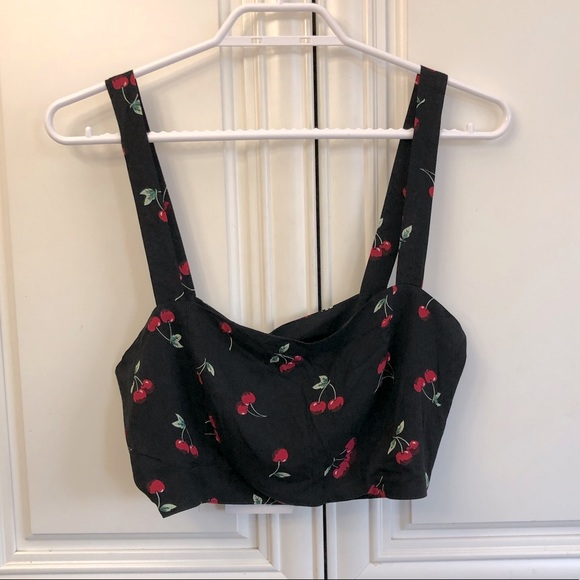🥳HOST PICK🥳 NWT Morrisday The Label crop top - Picture 3 of 8